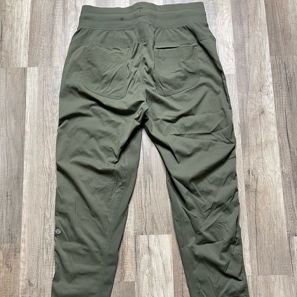 SOLD! lululemon dance studio mid rise green pant - Picture 7 of 9
